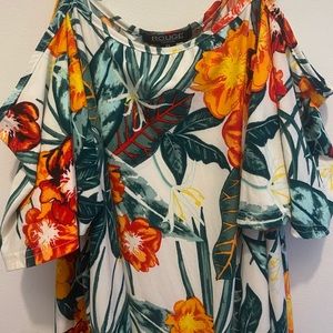 Cold shoulder tropical print dress. Size 2X.